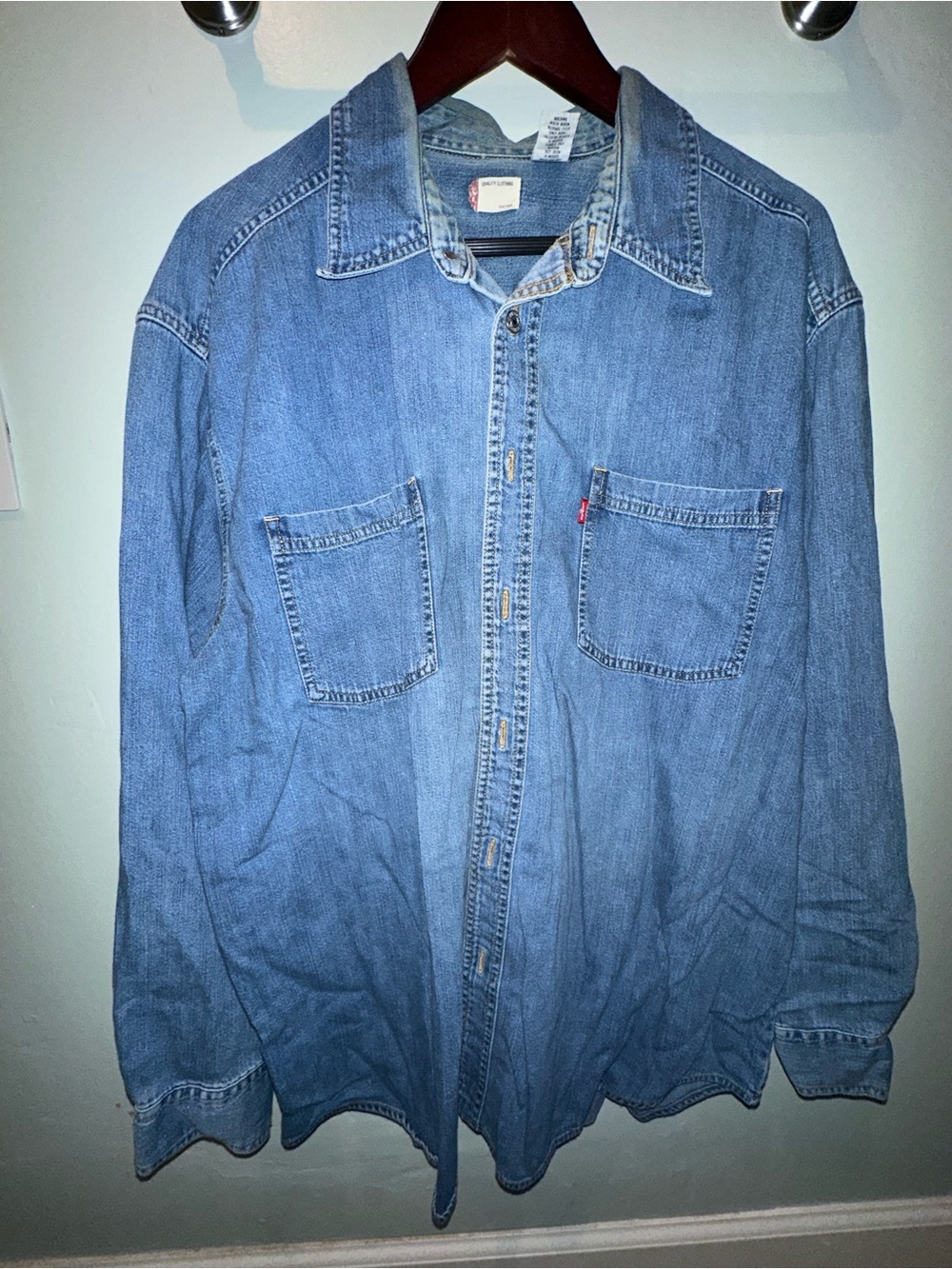 Vintage Levi's Men's Large Blue Denim Shirt - Classic Workshirt